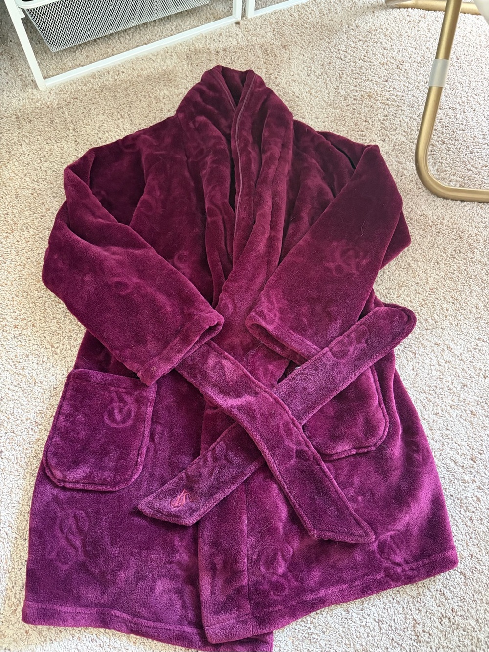 Victoria’s Secret Plush Robe